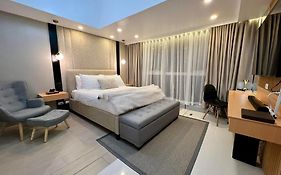 Hotel Vibe Condo At Uptown Parksuites Bgc